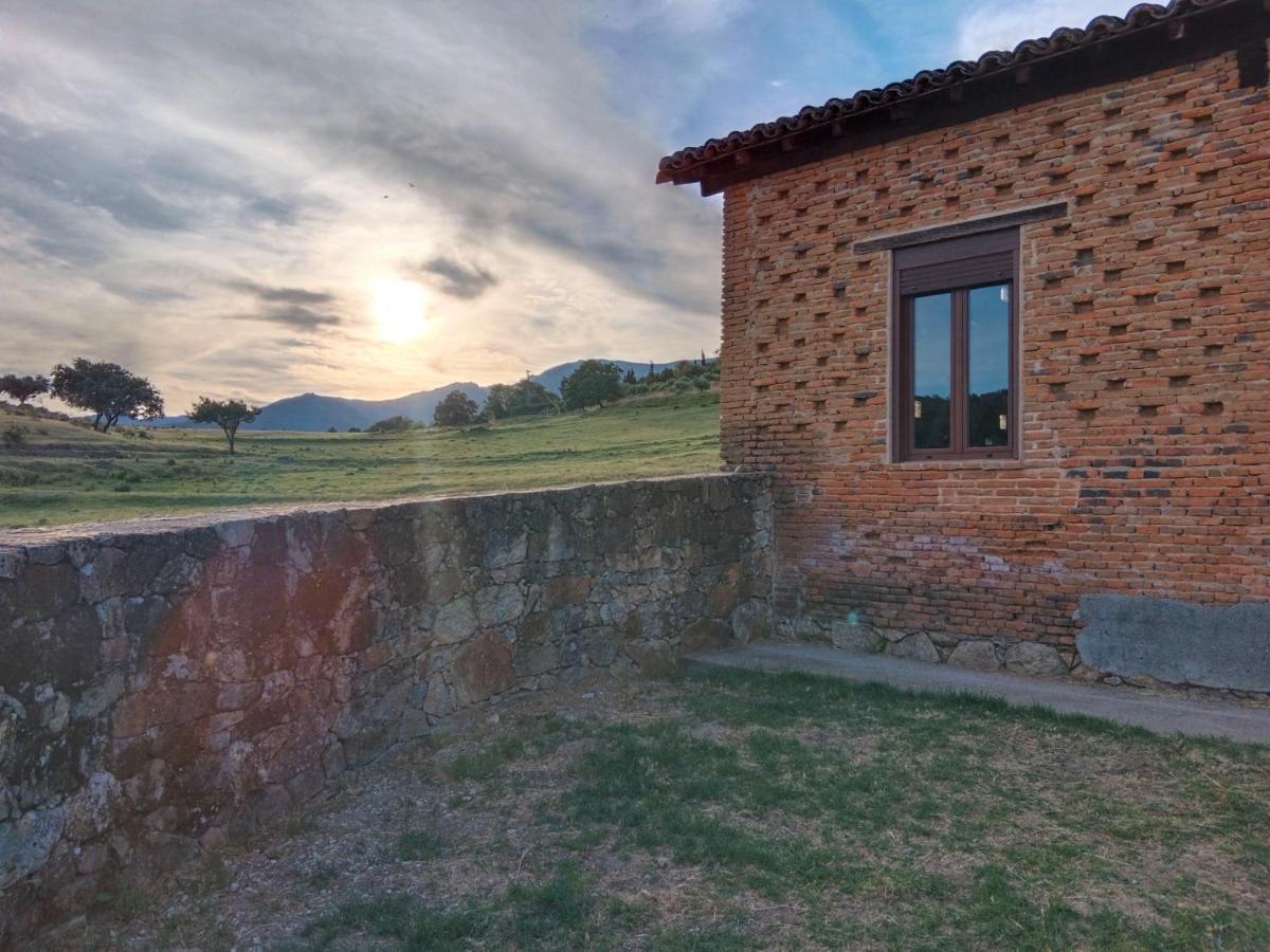 Casa Rural - Complejo El Tejar De Las Canadas Candeleda Ngoại thất bức ảnh