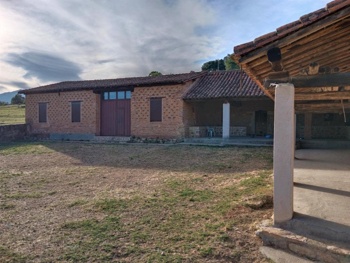 Casa Rural - Complejo El Tejar De Las Canadas Candeleda Ngoại thất bức ảnh